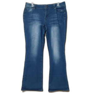 Cato jeans Women 16 blue denim medium wash mid rise long bootcut faded whisker